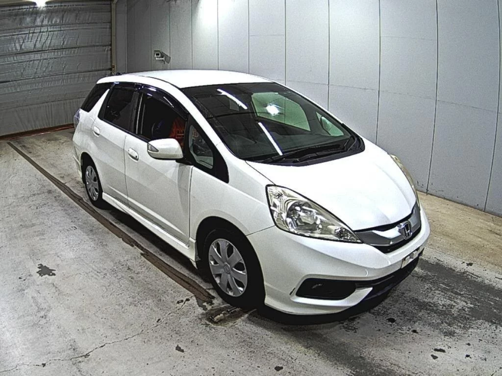 Honda Fit Shuttle GG7 2014